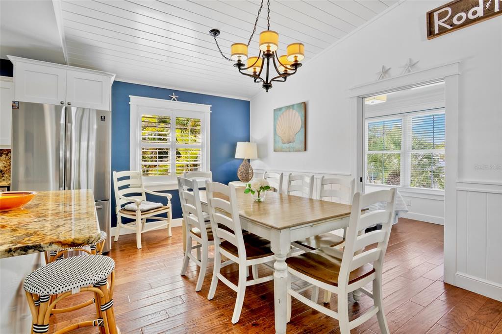 511 Spring Avenue Anna Maria, FL 34216 - Photo 11 of 50 Gallery Image 11