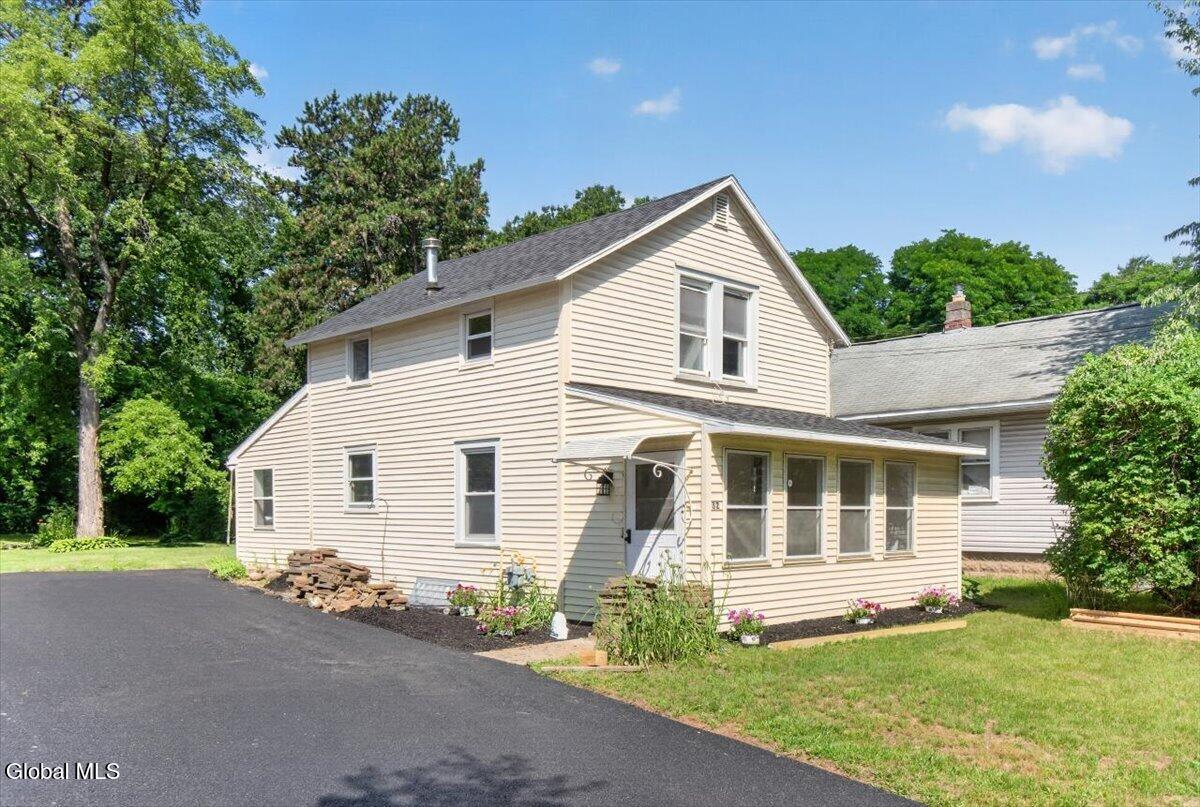 32 Dorlyn Road Colonie, NY 12205 - Photo 3 of 34 37-DSC07093