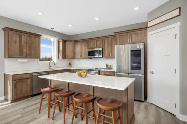 $624,900 | 18805 Scenic Way, Shafer, MN 55074