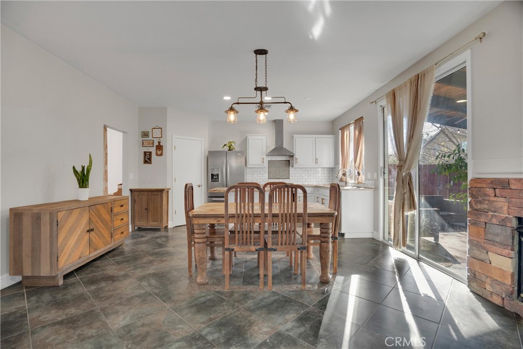 9185 Rochester Avenue Delhi, CA 95315 - Photo 15 of 33