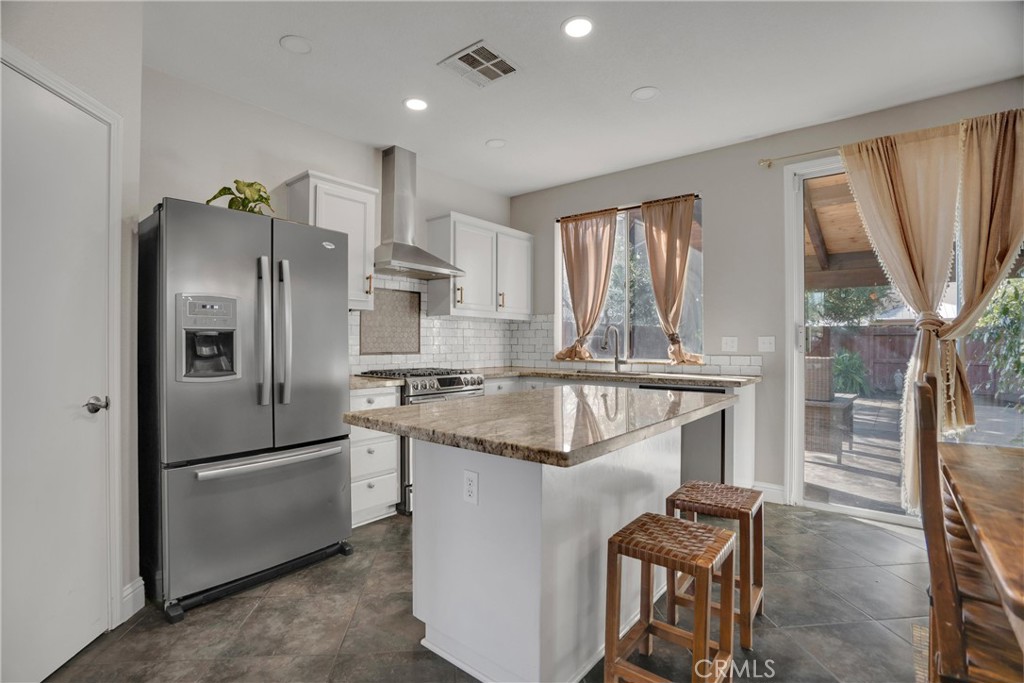 9185 Rochester Avenue Delhi, CA 95315 - Photo 9 of 33