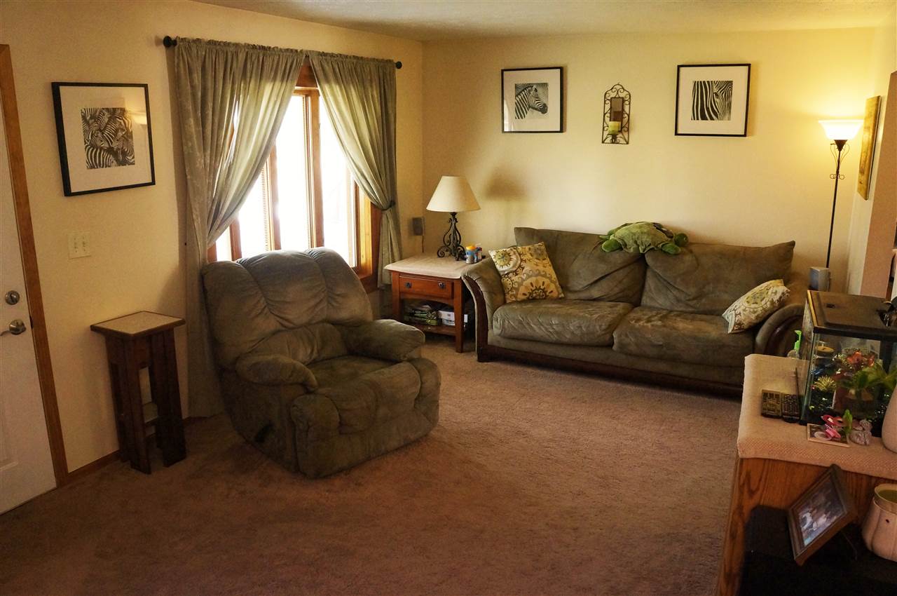 7704 Randy Road Machesney Park, IL 61115 - Photo 3 of 23 Gallery Image 3