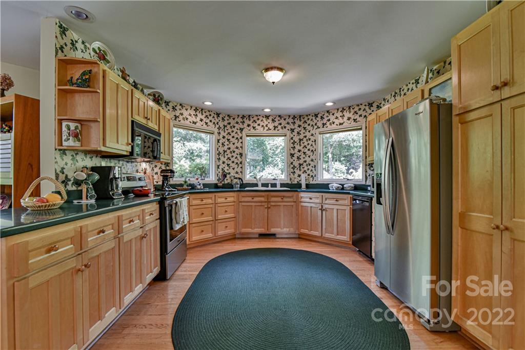 335 Forest Ridge Road, Unit 10 Mars Hill, NC 28754 - Photo 18 of 48 Gallery Image 18