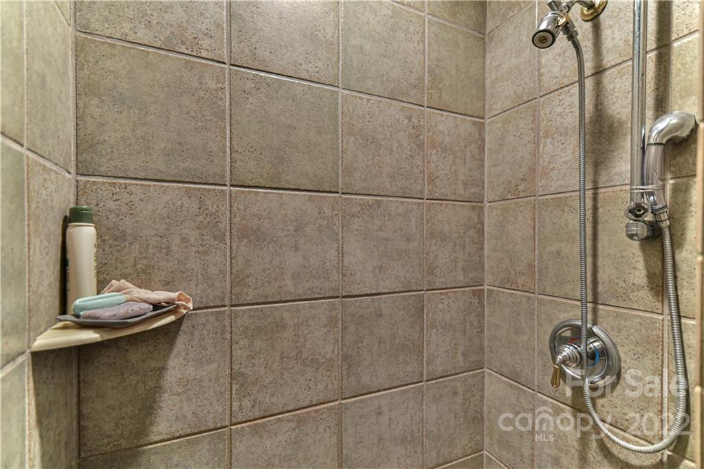 335 Forest Ridge Road, Unit 10 Mars Hill, NC 28754 - Photo 29 of 48 Gallery Image 29