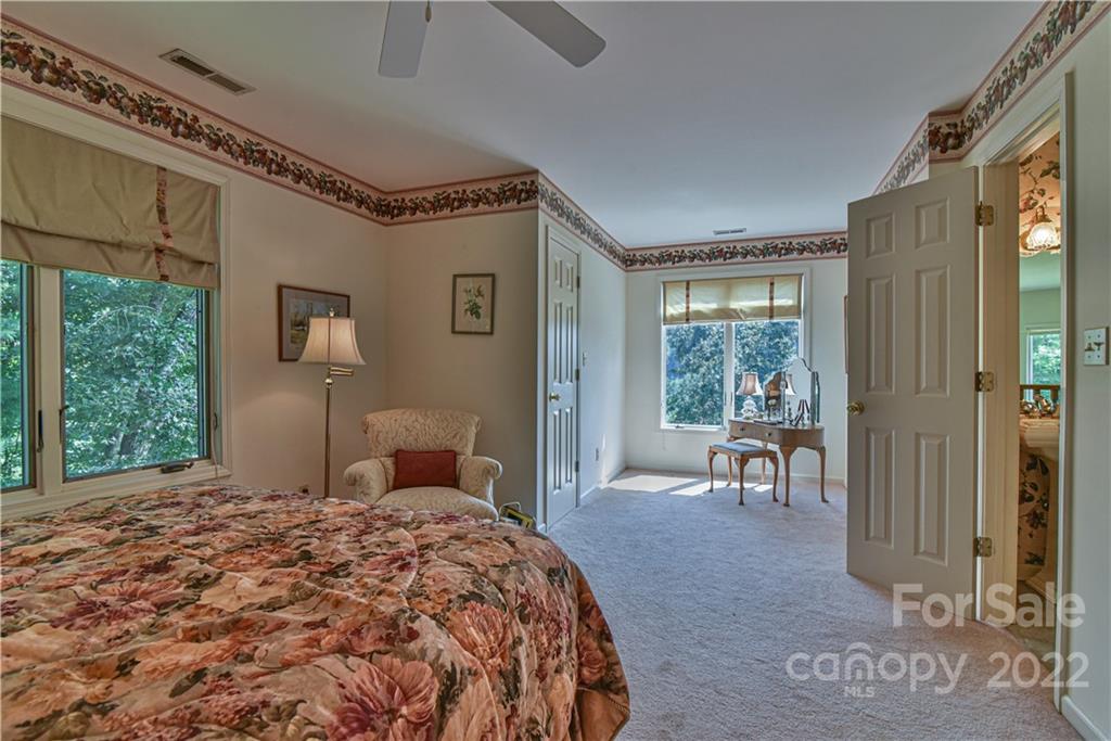 335 Forest Ridge Road, Unit 10 Mars Hill, NC 28754 - Photo 36 of 48 Gallery Image 36