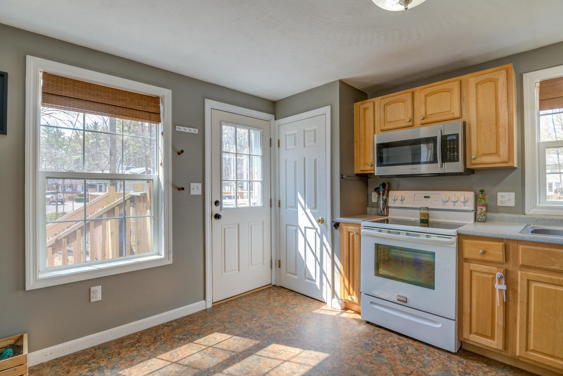 552 New Dam Road Waterboro, ME 04061 - Photo 5 of 33 Pic#-7