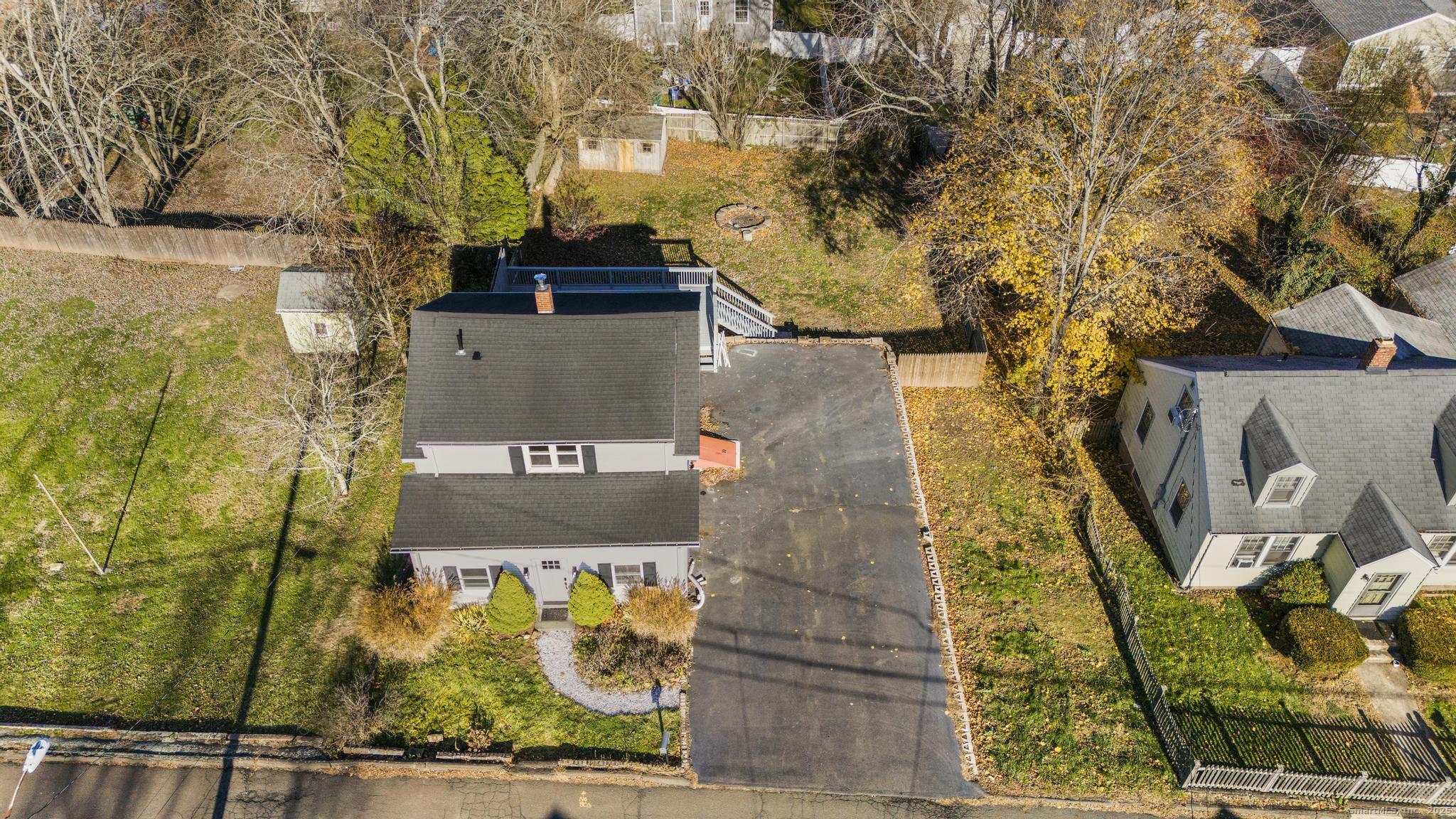 4 Bellview Road Branford, CT 06405 - Photo 3 of 30