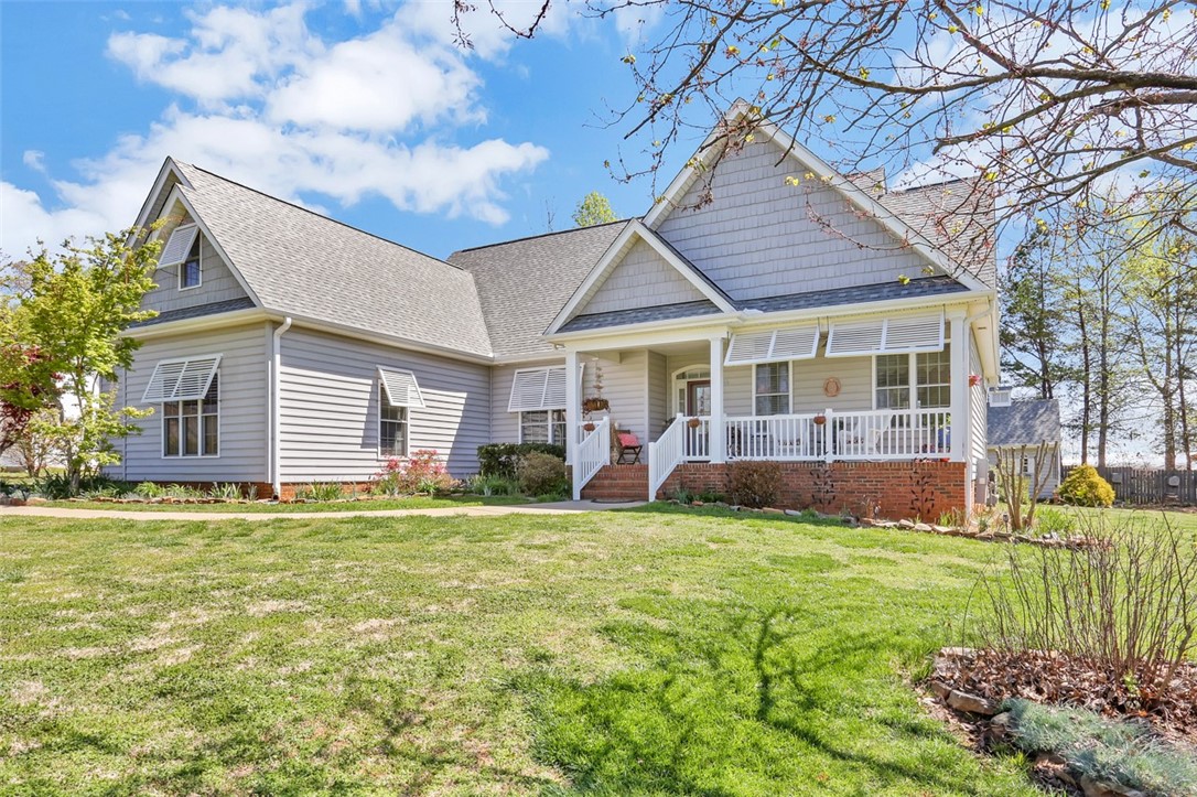 116 Falcons View Court Walhalla, SC 29691 - Photo 4 of 42 Gallery Image 4