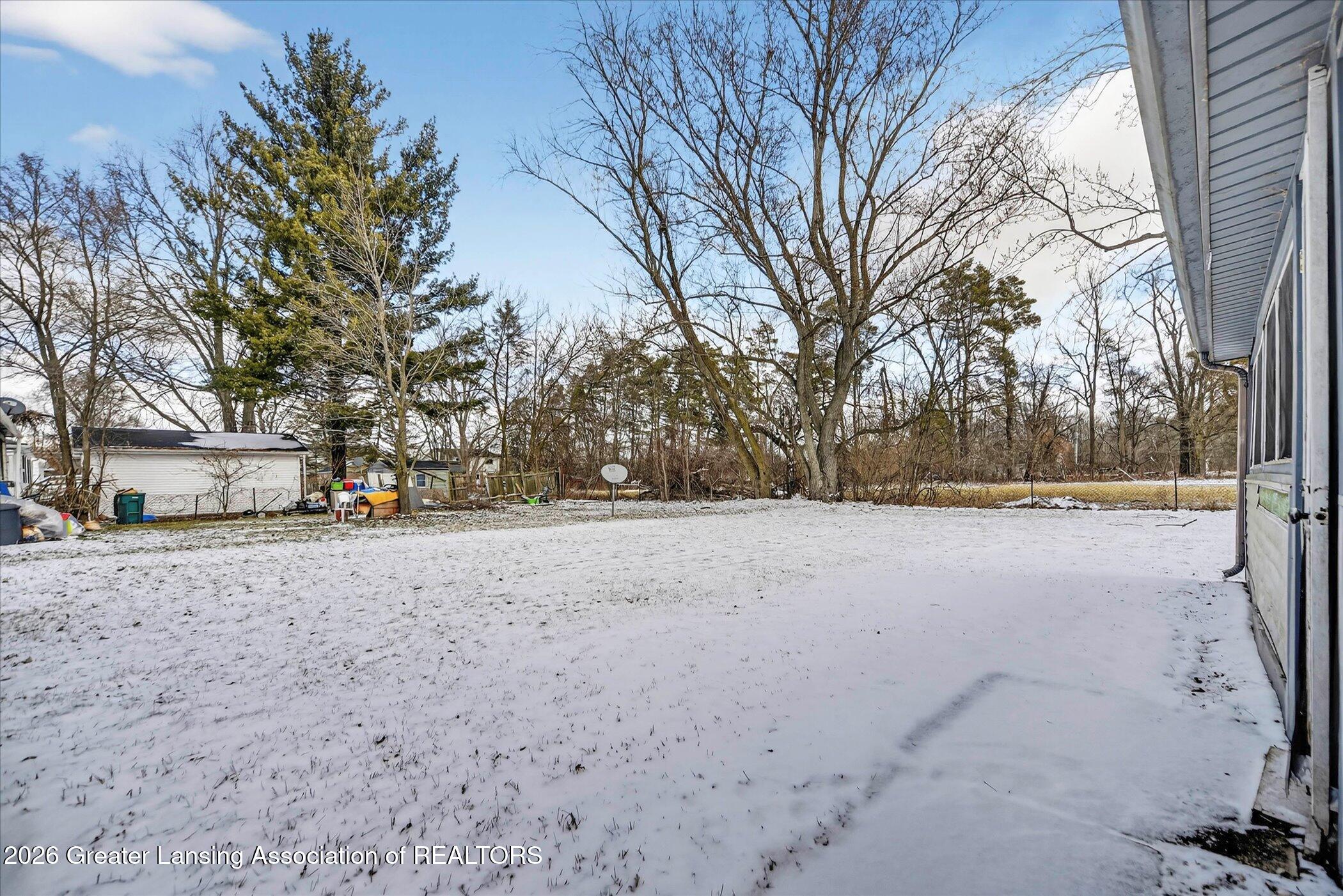 5129 Wexford Road Lansing, MI 48911 - Photo 21 of 24 21-5129-Wexford-Rd-Lansing-MI-48911-Wind