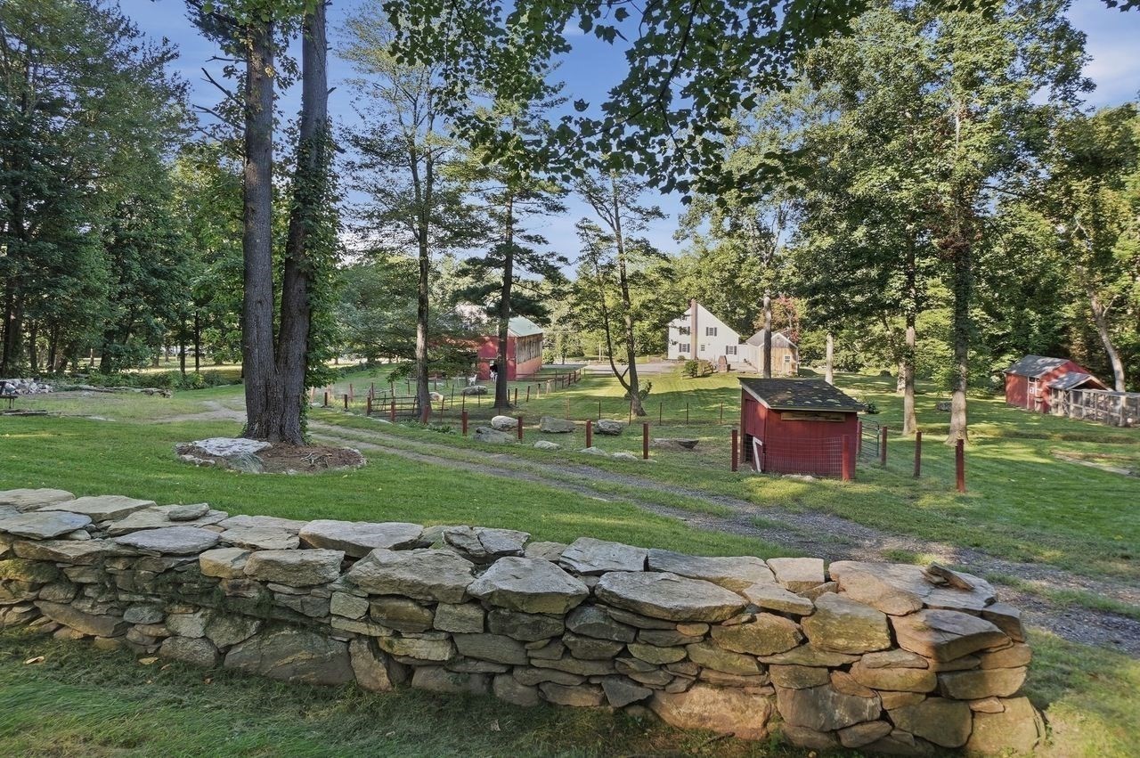 67 Stone School Road Sutton, MA 01590 - Photo 33 of 42 Gallery Image 33