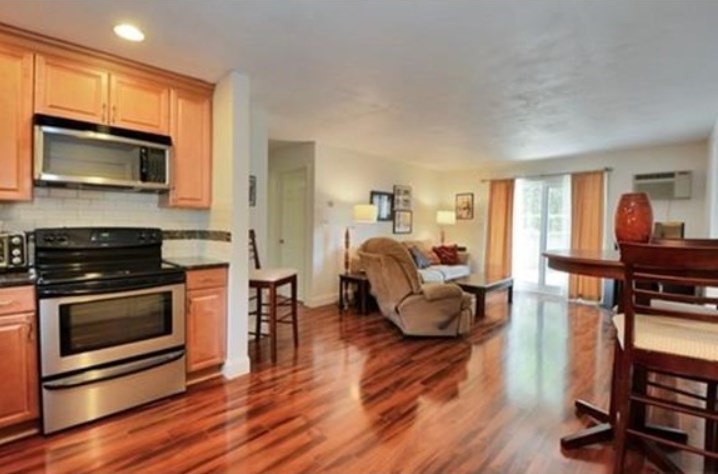 23 Jacqueline Road, Unit B Waltham, MA 02452 - Photo 3 of 12