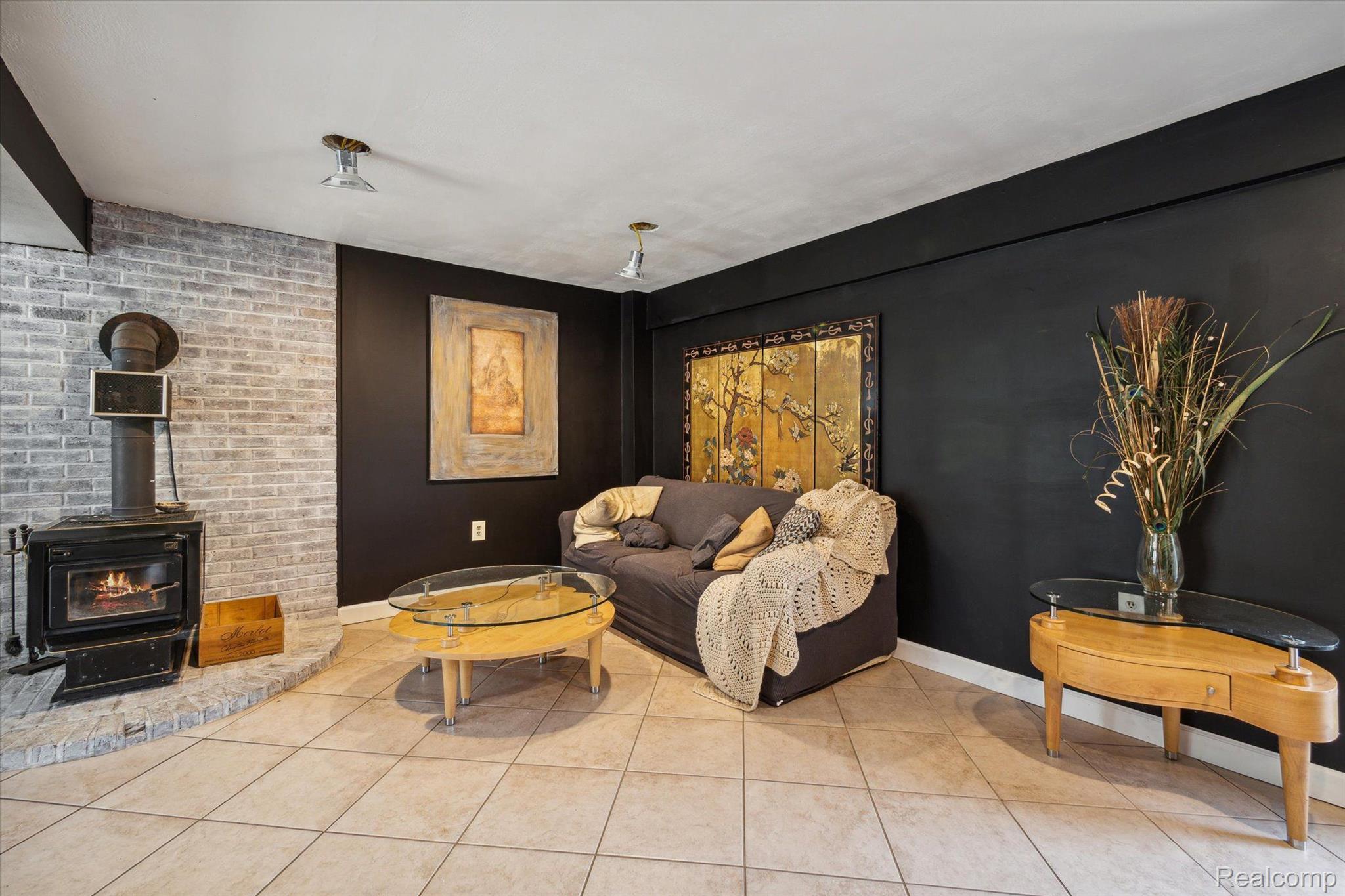 5039 Culver Road Brighton, MI 48114 - Photo 9 of 44 Gallery Image 9