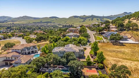 $2,465,000 | 5311 Laurel Ridge Court, Fairfield, CA 94534