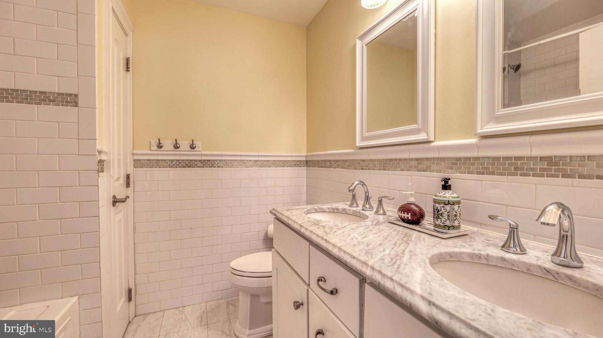 325 Murphys Way Linwood, NJ 08221 - Photo 24 of 45