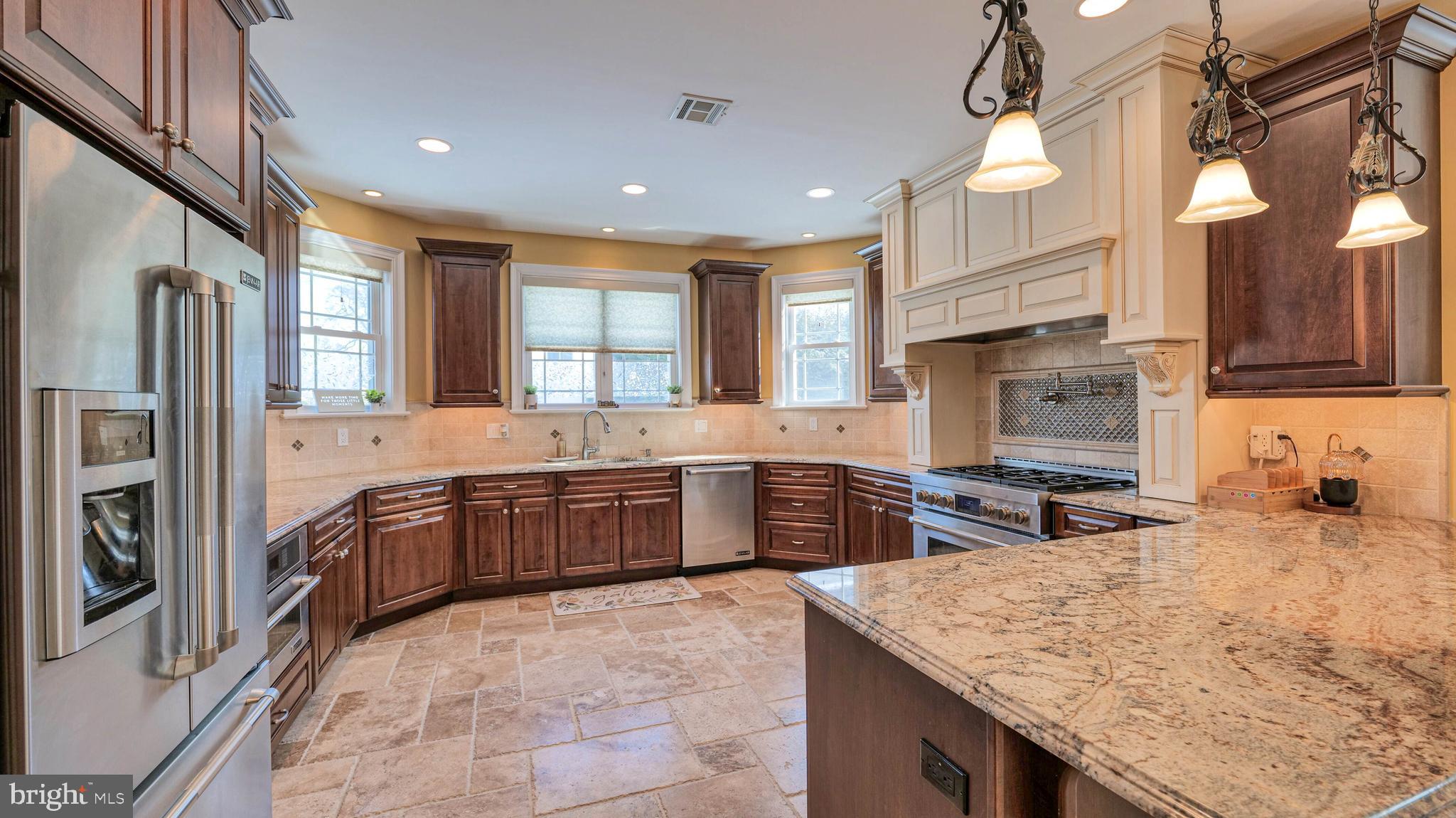 325 Murphys Way Linwood, NJ 08221 - Photo 9 of 45