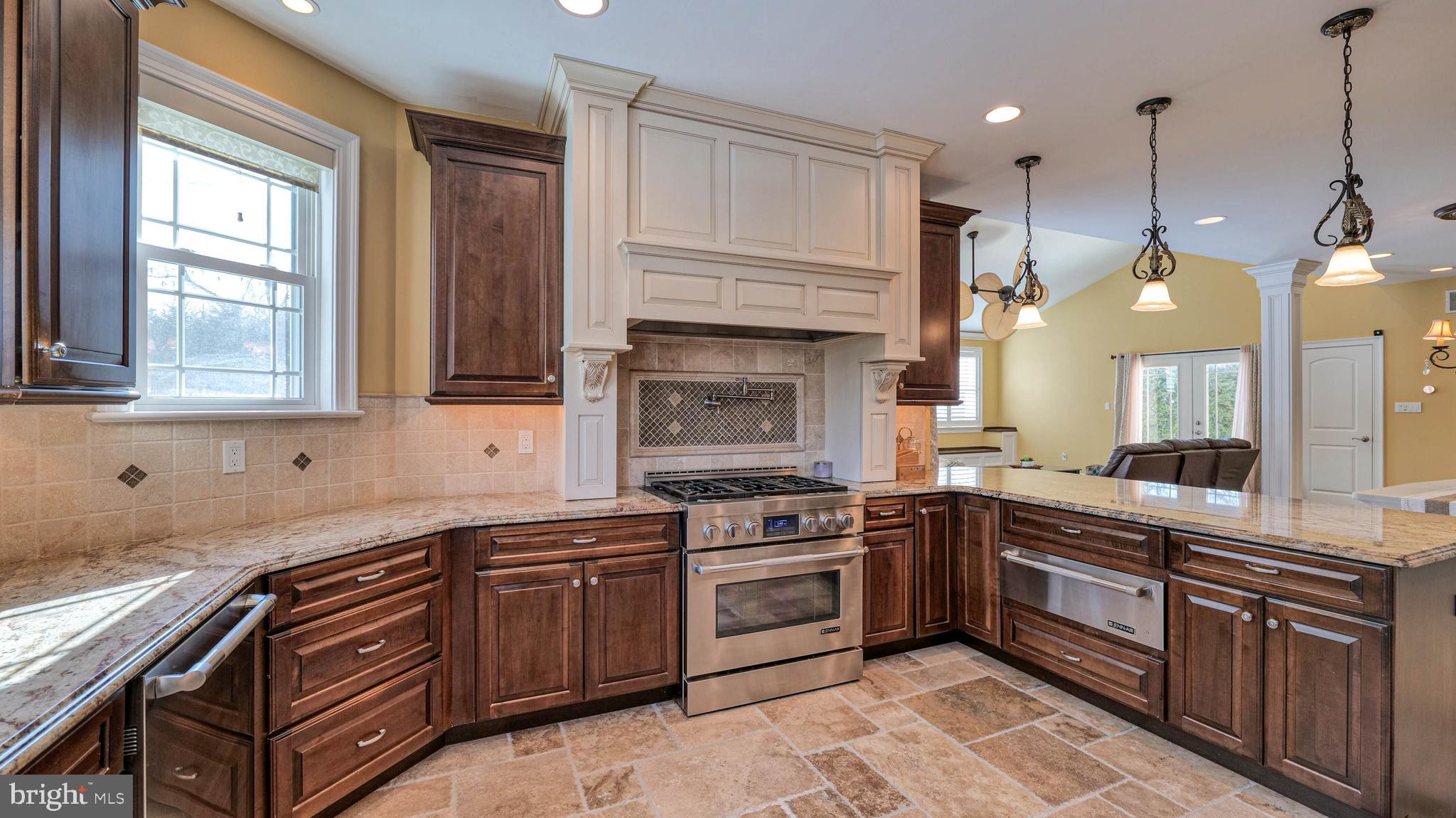 325 Murphys Way Linwood, NJ 08221 - Photo 10 of 45