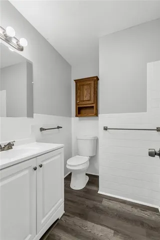 $299,000 | 6920 Northwest 76th Place, Kansas City, MO 64152