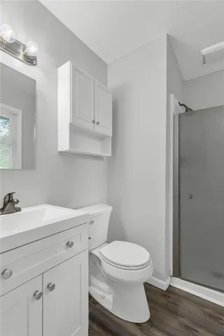 $299,000 | 6920 Northwest 76th Place, Kansas City, MO 64152