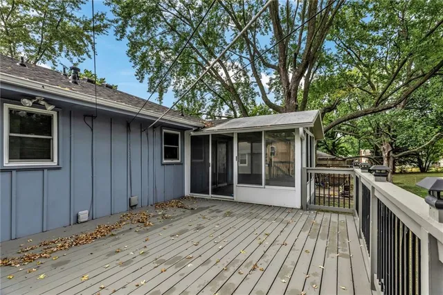 $299,000 | 6920 Northwest 76th Place, Kansas City, MO 64152