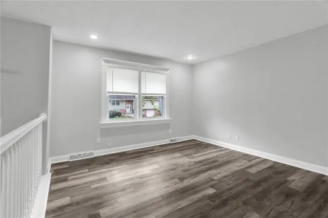 $299,000 | 6920 Northwest 76th Place, Kansas City, MO 64152