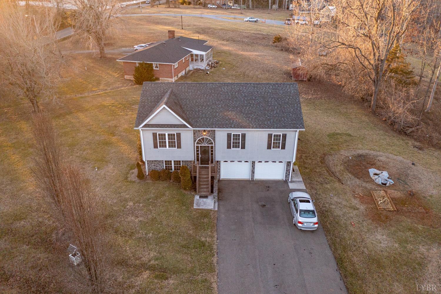 1022 Wiggington Road Lynchburg, VA 24501 - Photo 11 of 44 Gallery Image 11