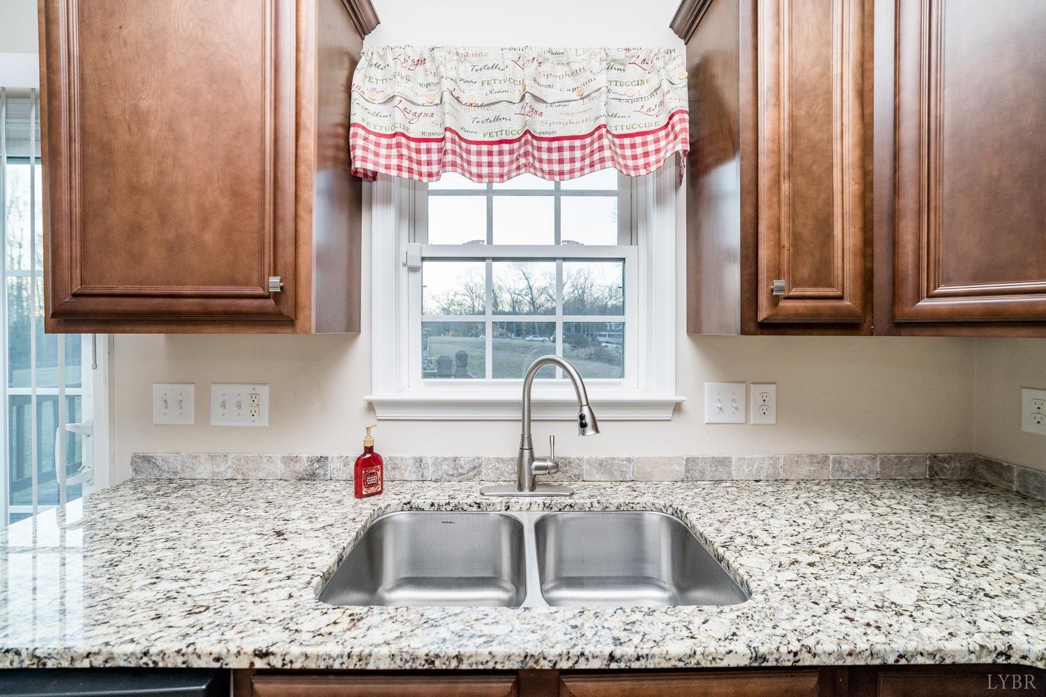 1022 Wiggington Road Lynchburg, VA 24501 - Photo 27 of 44 Gallery Image 27
