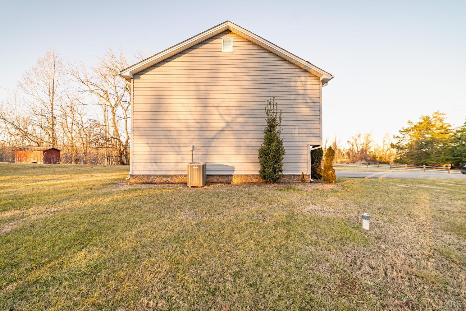 1022 Wiggington Road Lynchburg, VA 24501 - Photo 3 of 44 Gallery Image 3