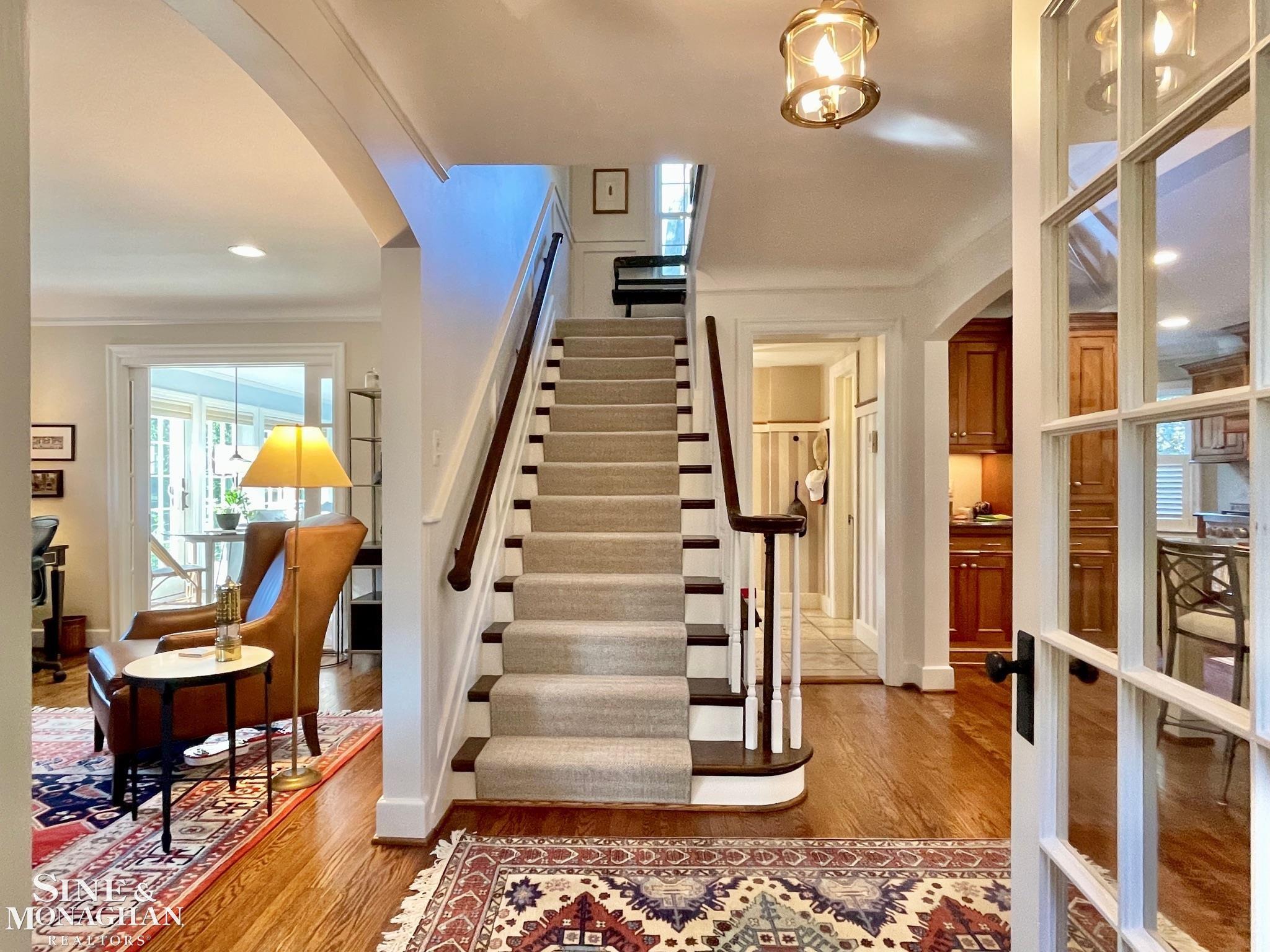 252 Moran Road Grosse Pointe, MI 48236 - Photo 4 of 43 50151074-47d6212b-b865-4f2b-bf21-8b4a3984a271.JPG
