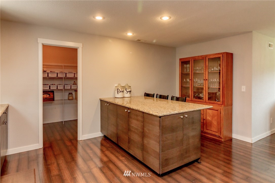 33215 Locke Road Roy, WA 98580 - Photo 8 of 25 Gallery Image 8