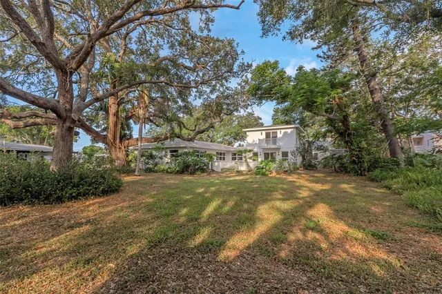 $789,999 | 1905 Pine Tree Lane, Largo, FL 33770