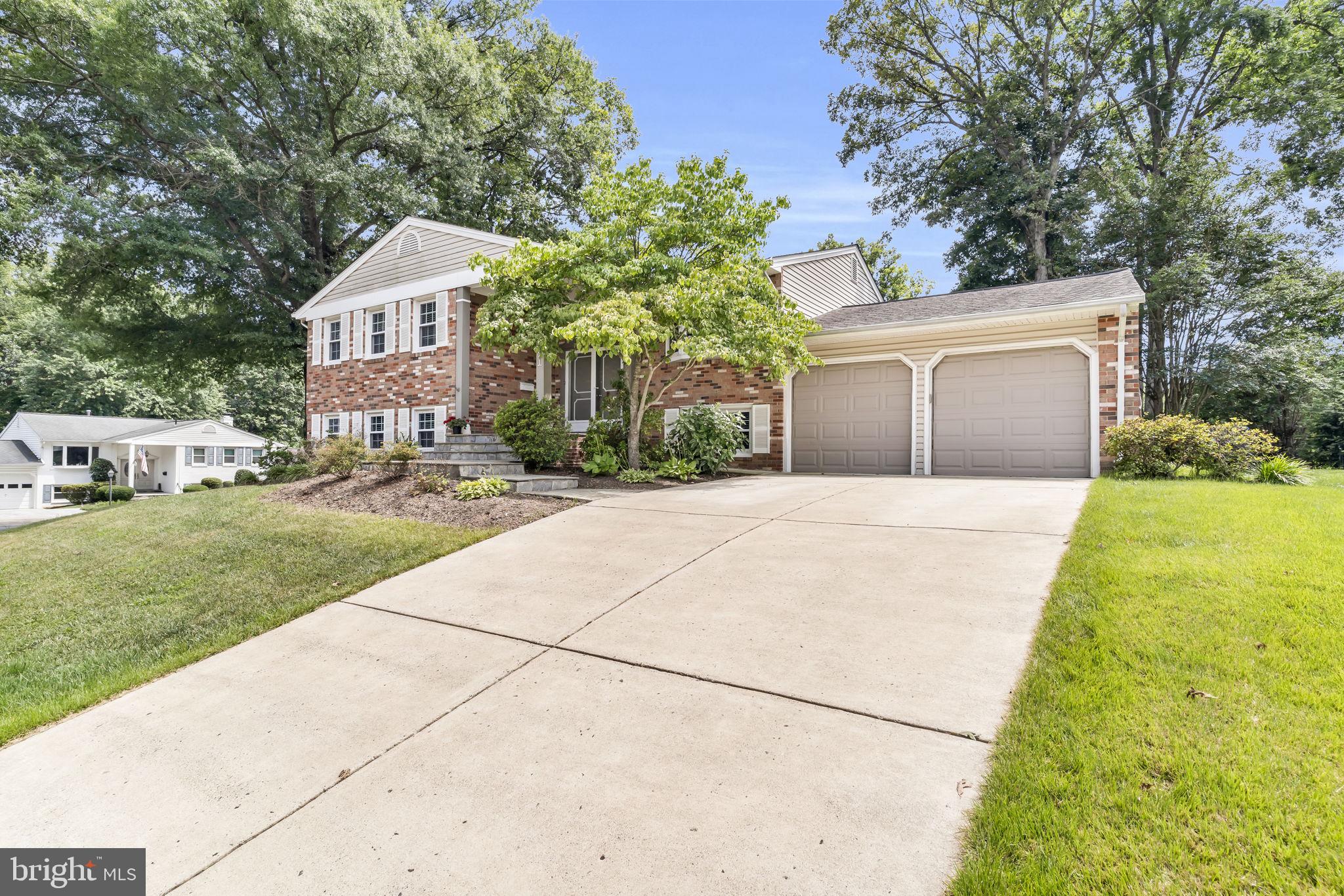 8001 Leyton Place Springfield, VA 22152 - Photo 4 of 48