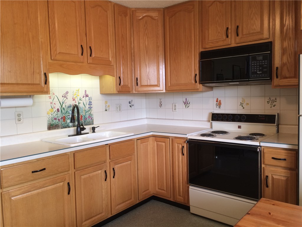 2283 Michigan Hill Road Jefferson, CO 80456 - Photo 5 of 30 Gallery Image 5