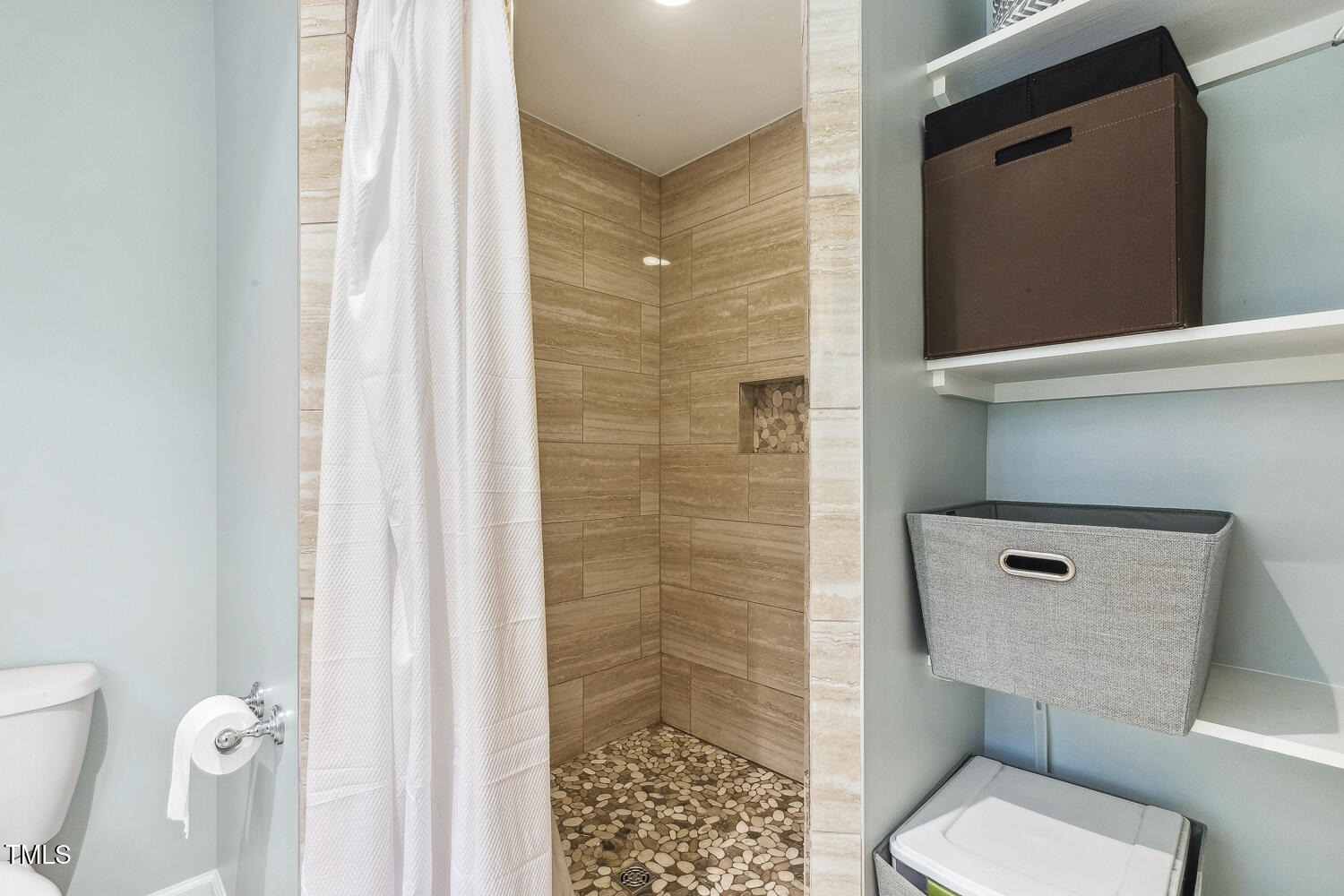 8009 Netherlands Drive Raleigh, NC 27606 - Photo 25 of 38 044