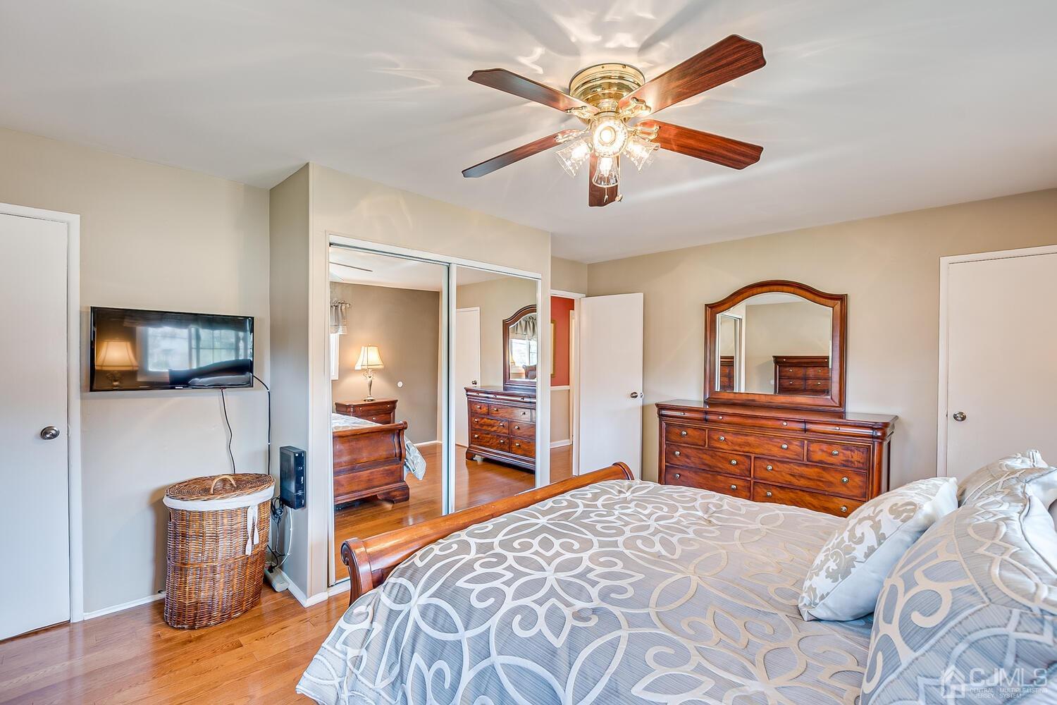 22 Dundee Road Kendall Park, NJ 08824 - Photo 27 of 38 Gallery Image 27