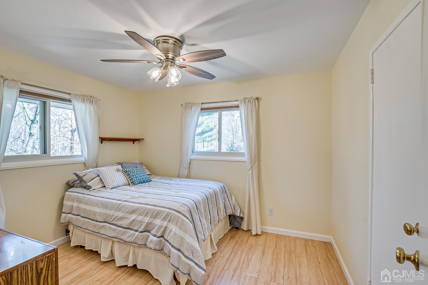 22 Dundee Road Kendall Park, NJ 08824 - Photo 29 of 38 Gallery Image 29