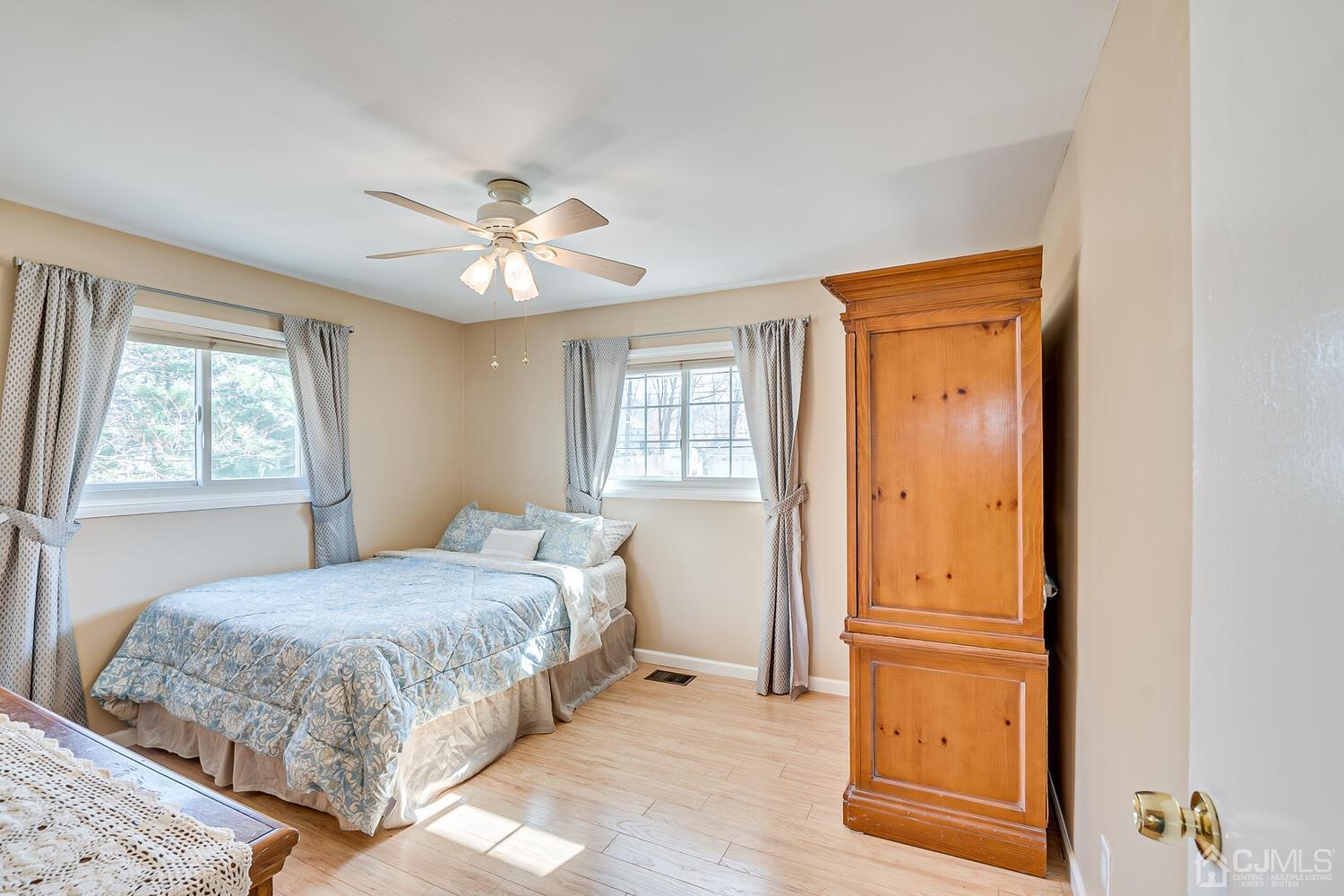 22 Dundee Road Kendall Park, NJ 08824 - Photo 30 of 38 Gallery Image 30