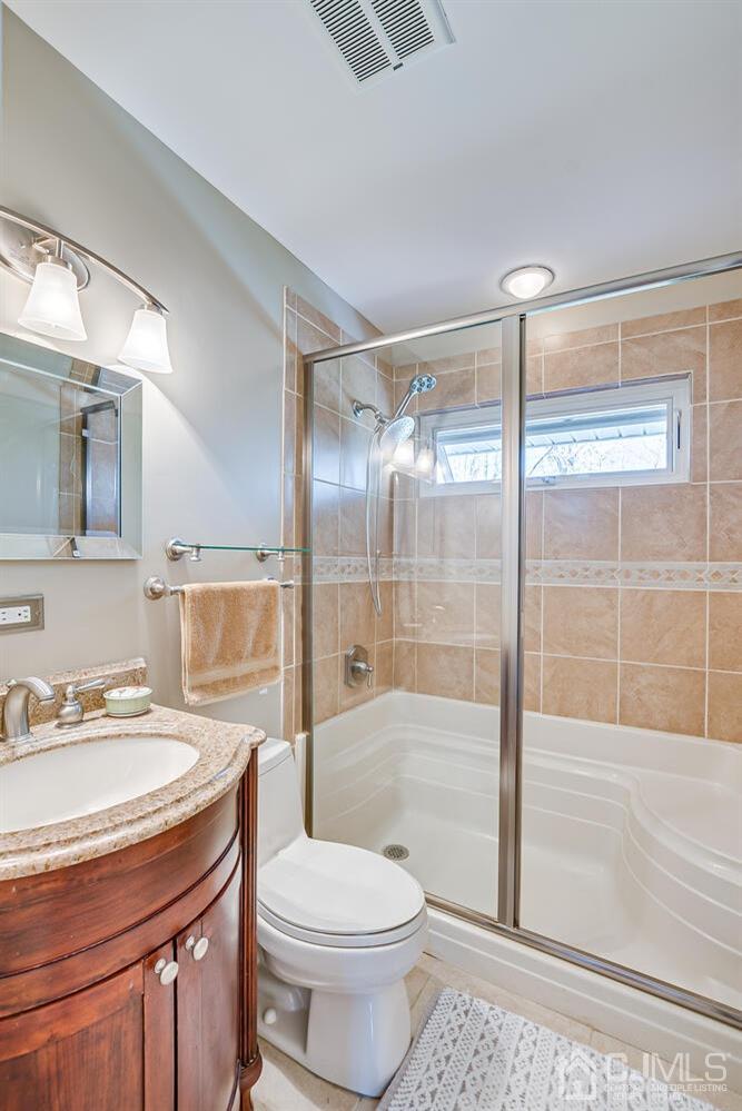 22 Dundee Road Kendall Park, NJ 08824 - Photo 32 of 38 Gallery Image 32