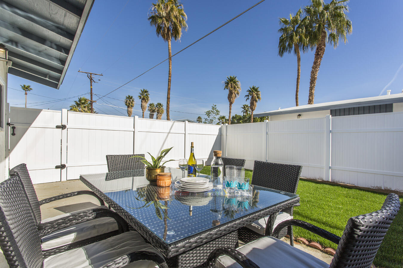 68080 Risueno Road Cathedral City, CA 92234 - Photo 27 of 98 a view of a outdoor seating area with furniture