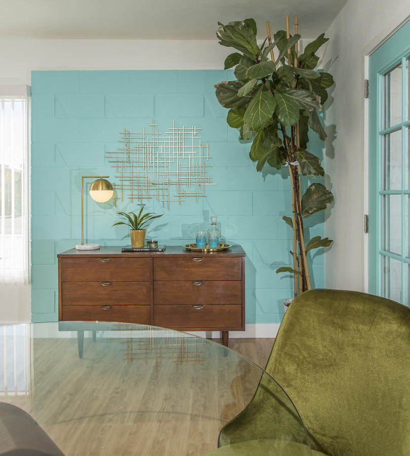 68080 Risueno Road Cathedral City, CA 92234 - Photo 62 of 98 a view of a room with a potted plant