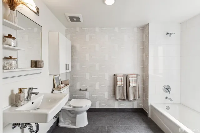 $519,000 | 1201 Sutter Street, Unit PH603, San Francisco, CA 94109