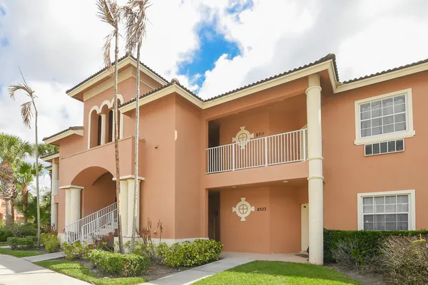 $240,000 | 8311 Mulligan Circle, Port St. Lucie, FL 34986