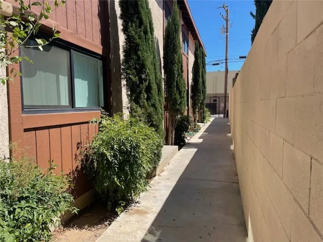 $2,100 | 324 East Ave Q7, Palmdale, CA 93550