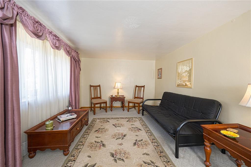 123 Lovi Road Baden, PA 15005 - Photo 3 of 21