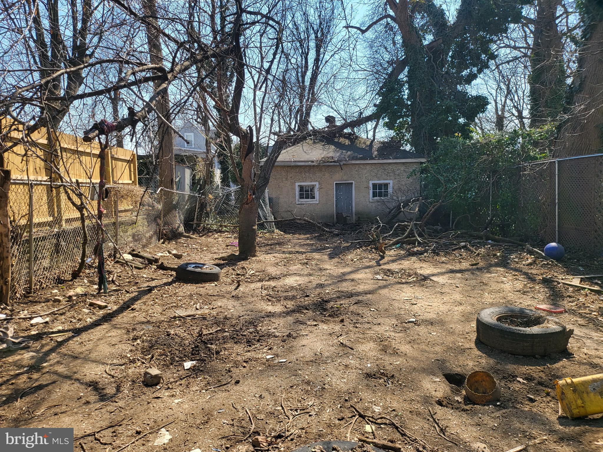 222 West Johnson Street Philadelphia, PA 19144 - Photo 8 of 12 a backyard of a house with table and chairs