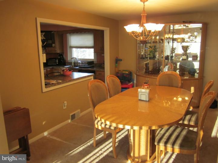 357 Lester Road Springfield, PA 19064 - Photo 3 of 15 Dining Room