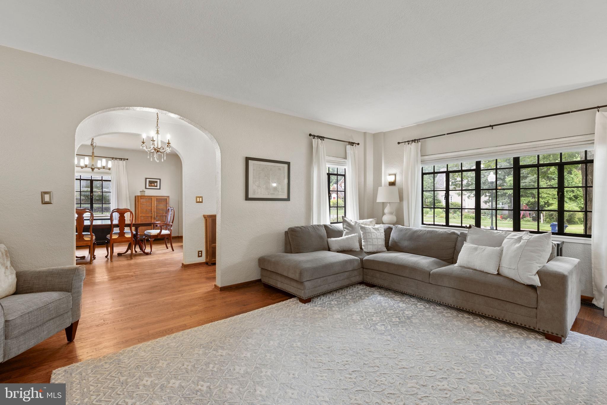 502 Nottingham Road Baltimore, MD 21229 - Photo 5 of 40 Gallery Image 5