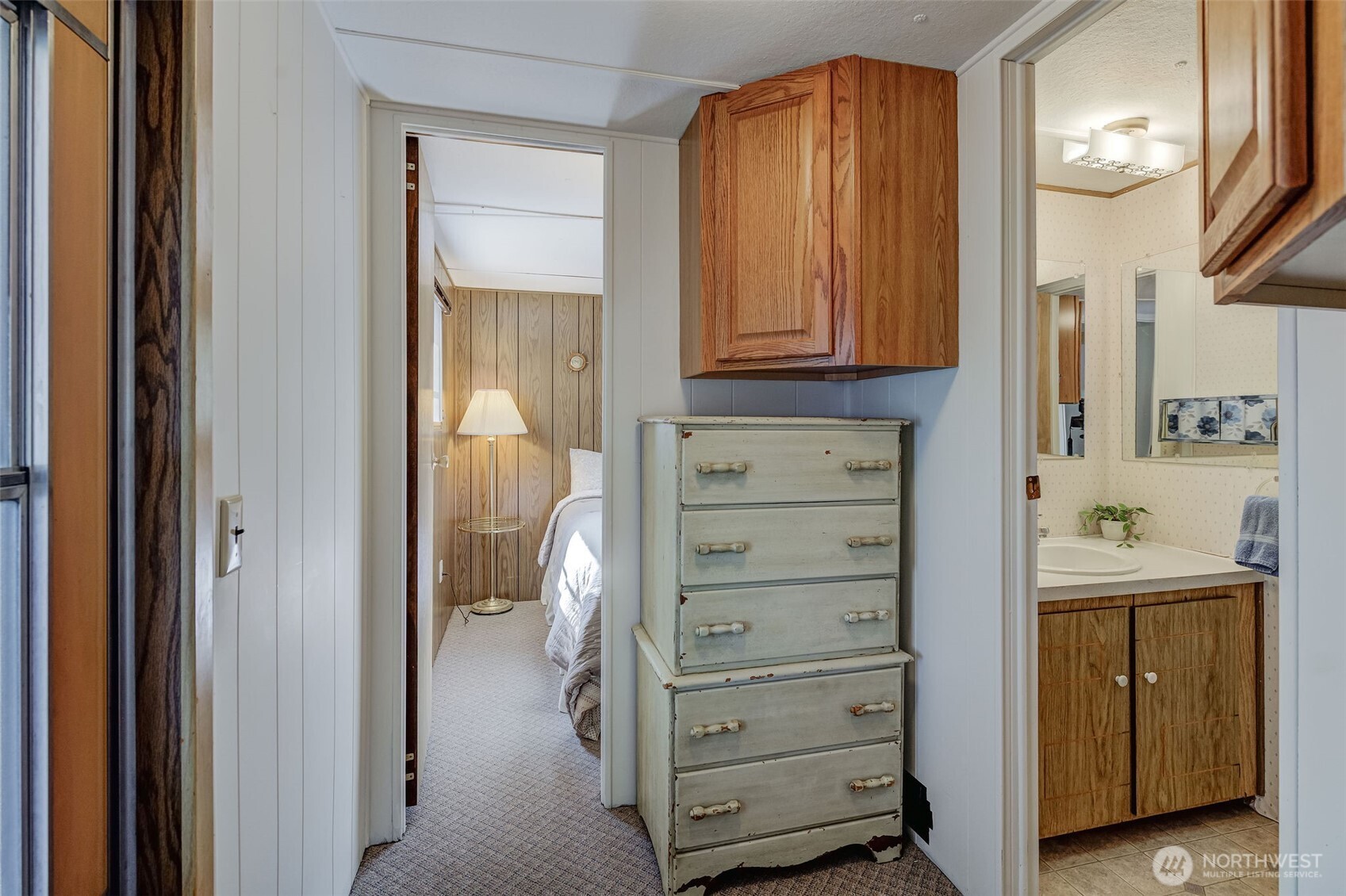 12220 South Lakeshore Road, Unit 77 Chelan, WA 98816 - Photo 11 of 35