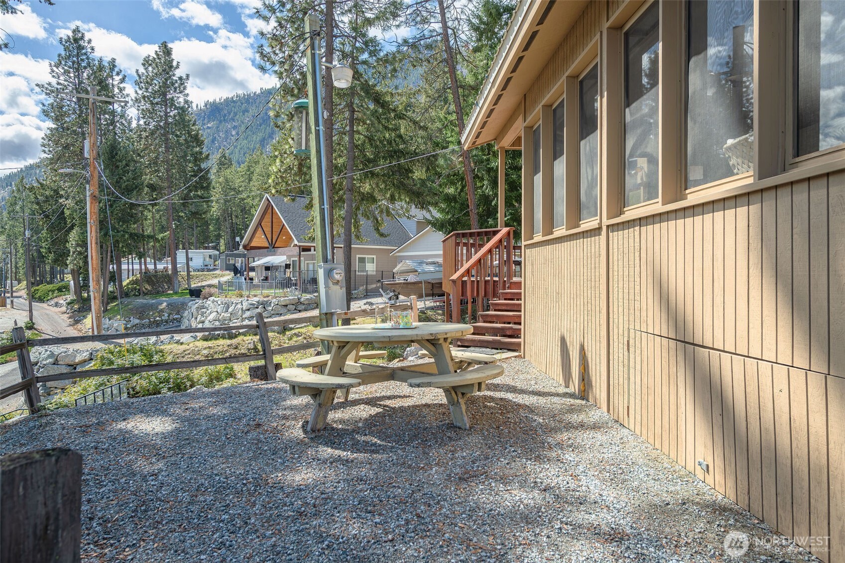 12220 South Lakeshore Road, Unit 77 Chelan, WA 98816 - Photo 19 of 35