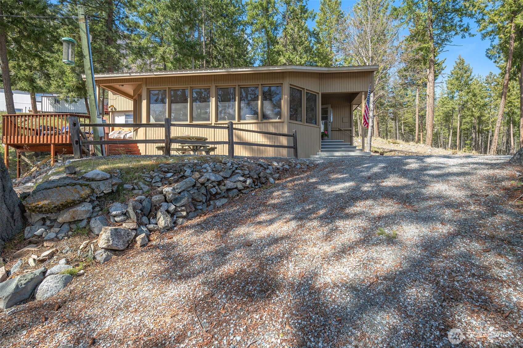 12220 South Lakeshore Road, Unit 77 Chelan, WA 98816 - Photo 21 of 35