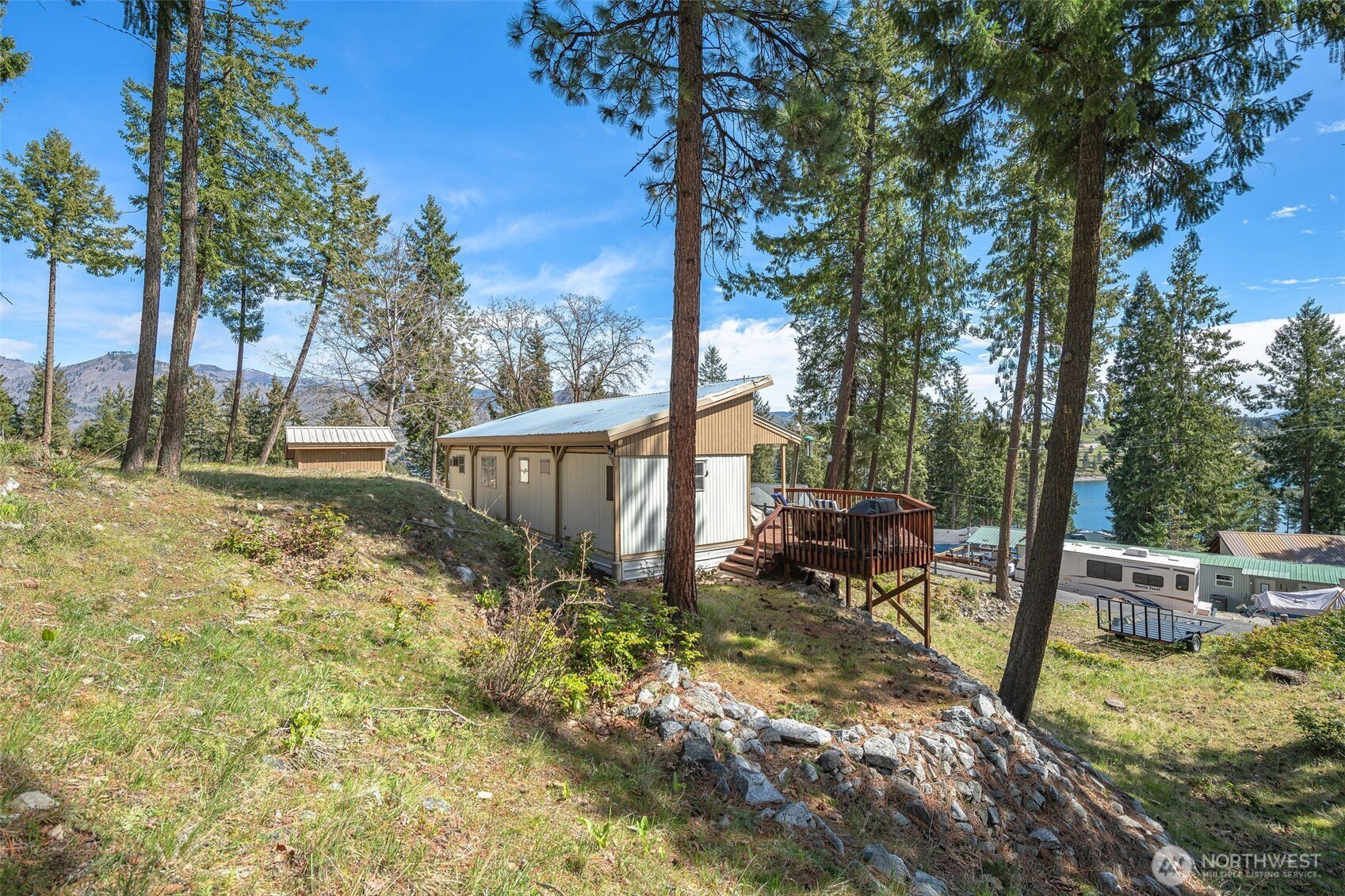 12220 South Lakeshore Road, Unit 77 Chelan, WA 98816 - Photo 22 of 35